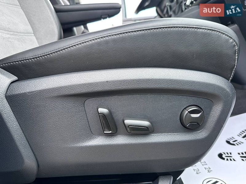 Минивэн Volkswagen Multivan 2020 в Ровно