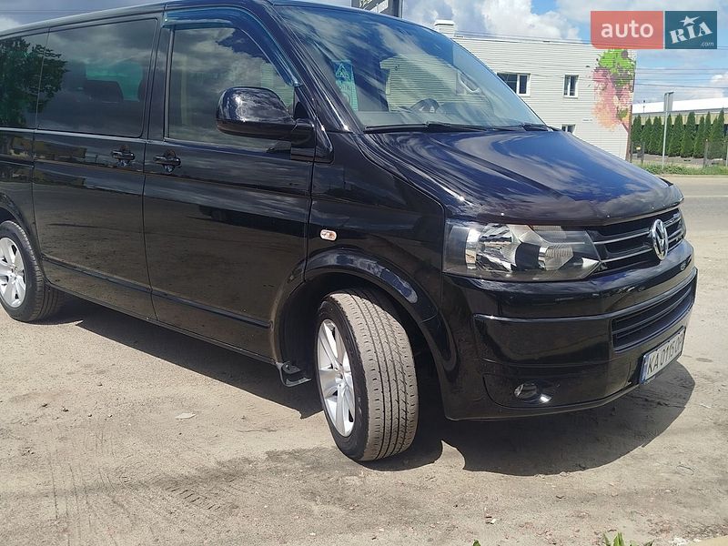 Мінівен Volkswagen Multivan 2014 в Києві