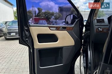 Минивэн Volkswagen Multivan 2011 в Ивано-Франковске