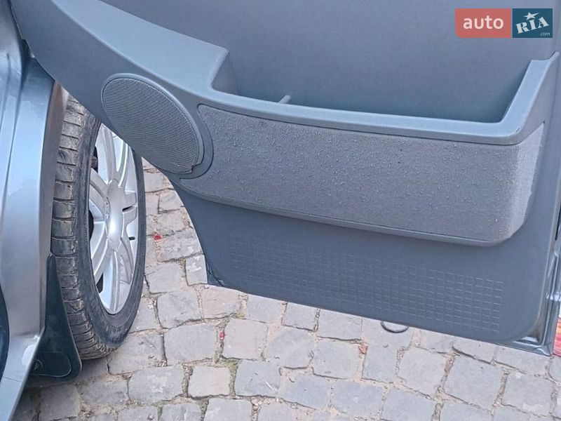 Минивэн Volkswagen Multivan 1999 в Мукачево