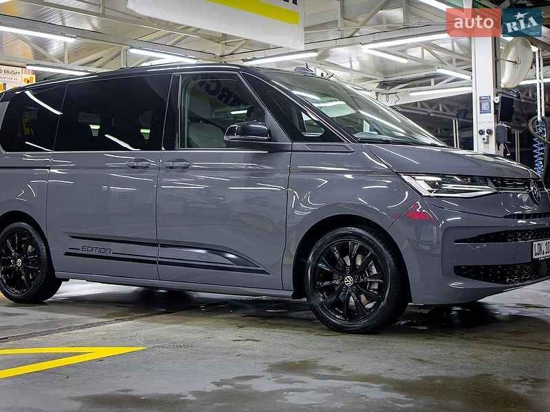 Минивэн Volkswagen Multivan 2022 в Черновцах