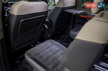 Минивэн Volkswagen Multivan 2022 в Черновцах