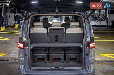 Минивэн Volkswagen Multivan 2022 в Черновцах