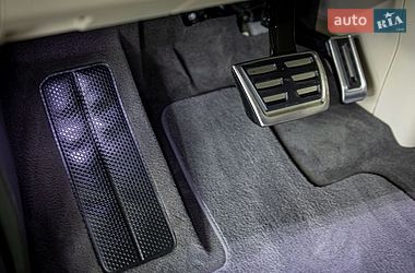 Минивэн Volkswagen Multivan 2022 в Черновцах