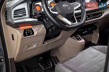 Минивэн Volkswagen Multivan 2022 в Черновцах