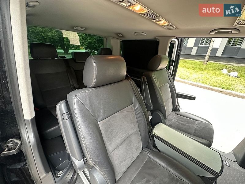 Минивэн Volkswagen Multivan 2014 в Житомире
