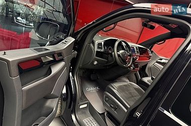 Минивэн Volkswagen Multivan 2019 в Киеве фото 24 Минивэн Volkswagen Multivan 2019 в Киеве