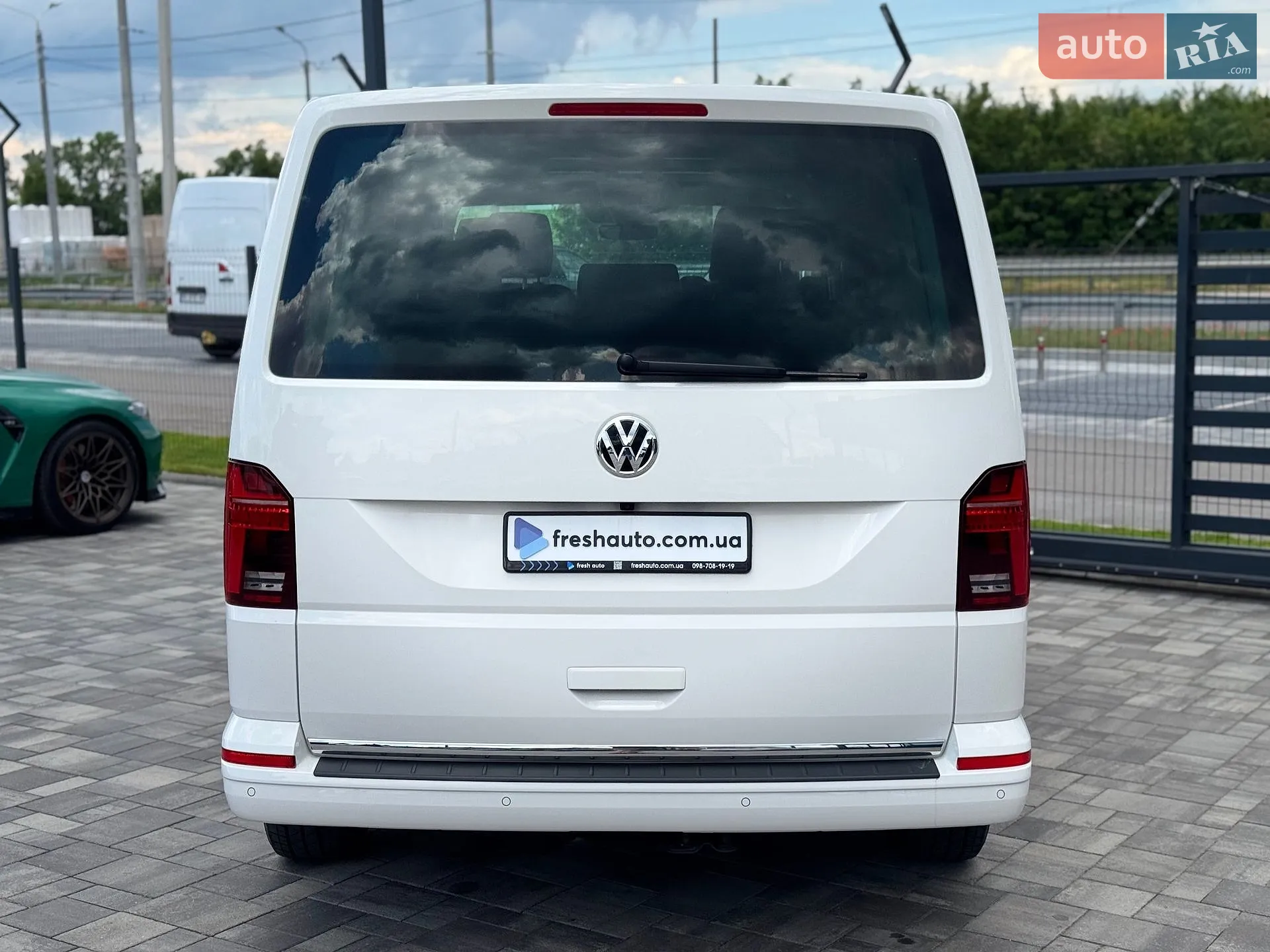 2021 Volkswagen Multivan - мініатюра 11