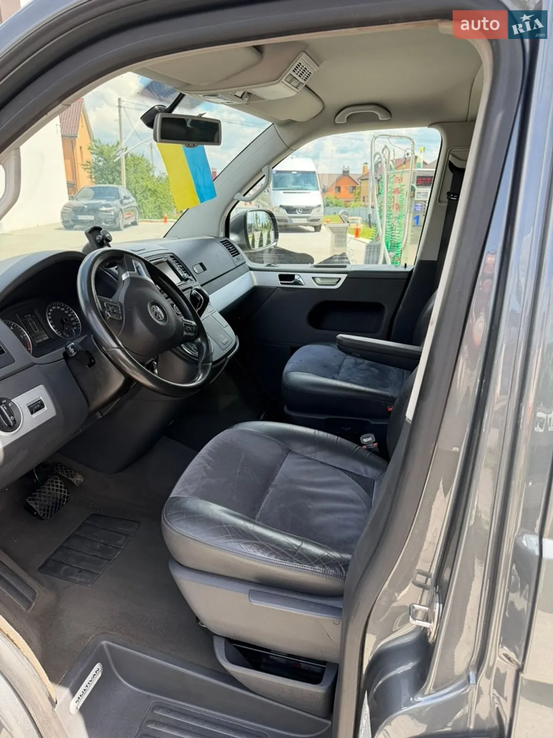 2010 Volkswagen Multivan - мініатюра 15