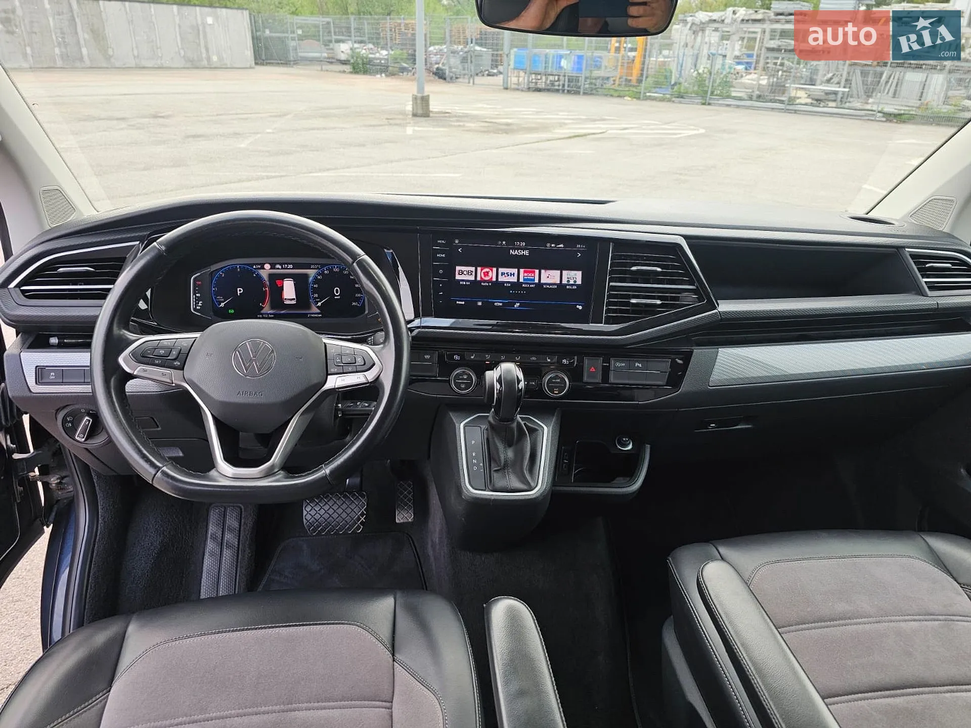 2020 Volkswagen Multivan - мініатюра 2
