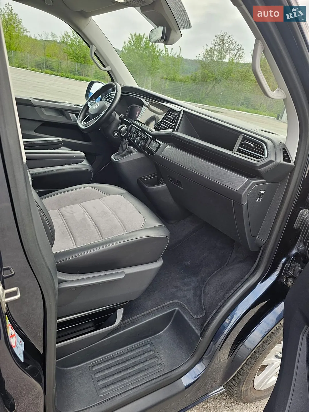 2020 Volkswagen Multivan - мініатюра 15