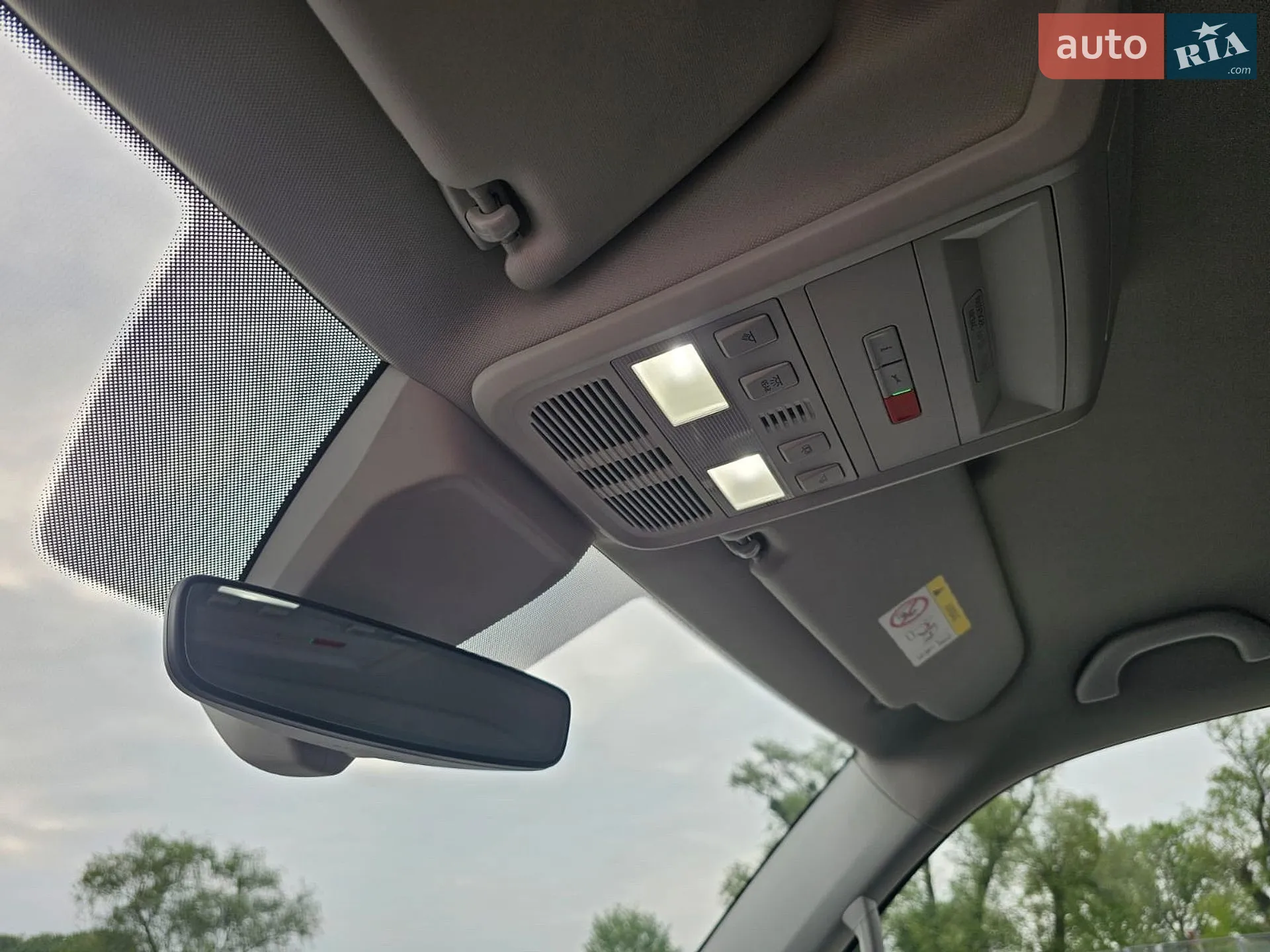 2020 Volkswagen Multivan - мініатюра 17