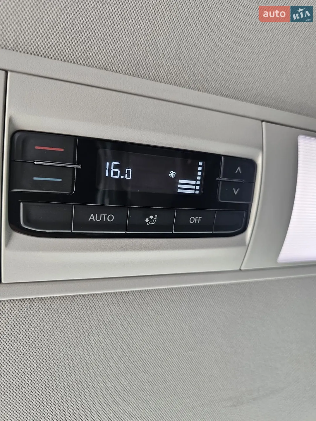 2020 Volkswagen Multivan - мініатюра 38