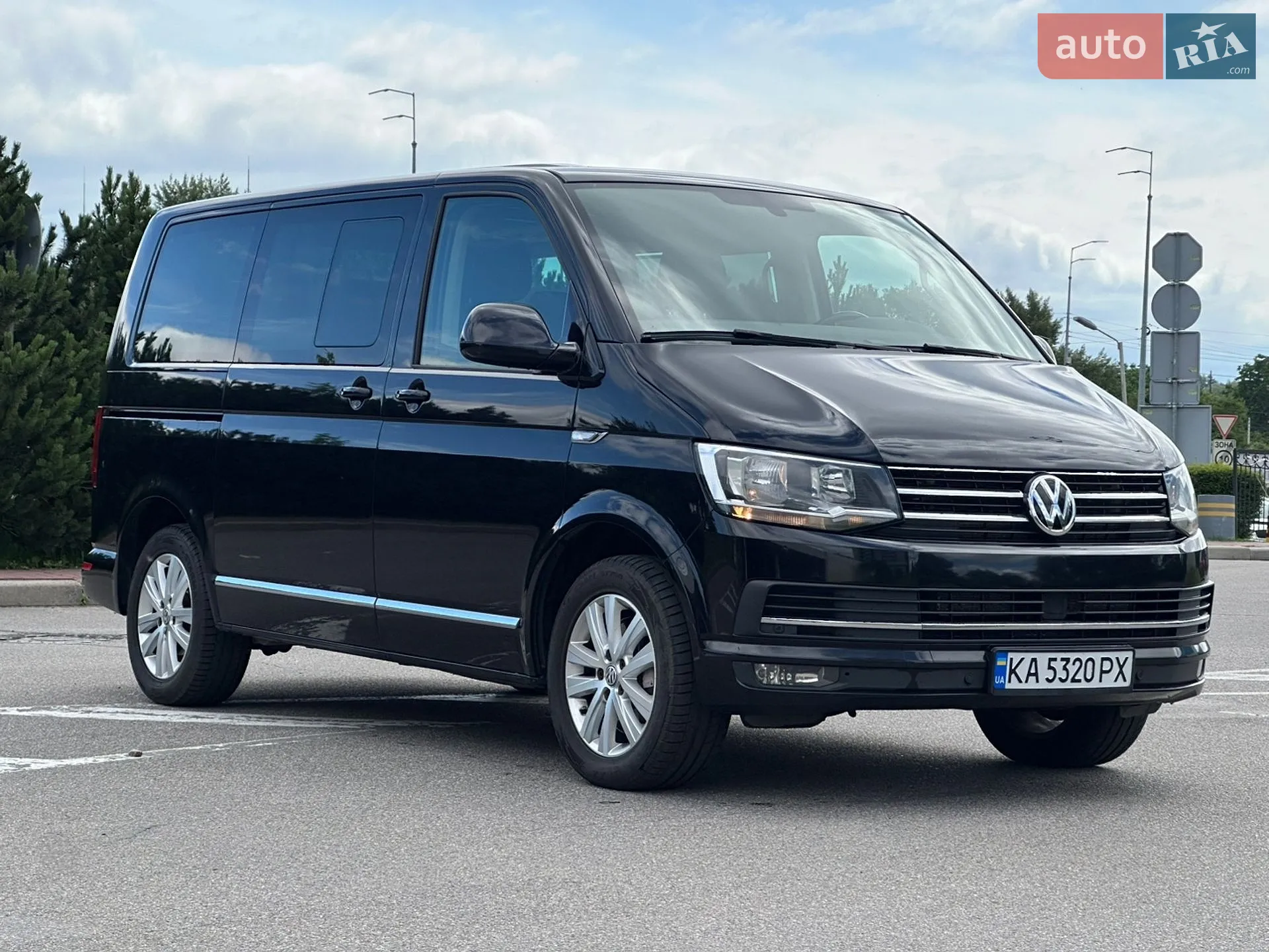 2018 Volkswagen Multivan - мініатюра 2