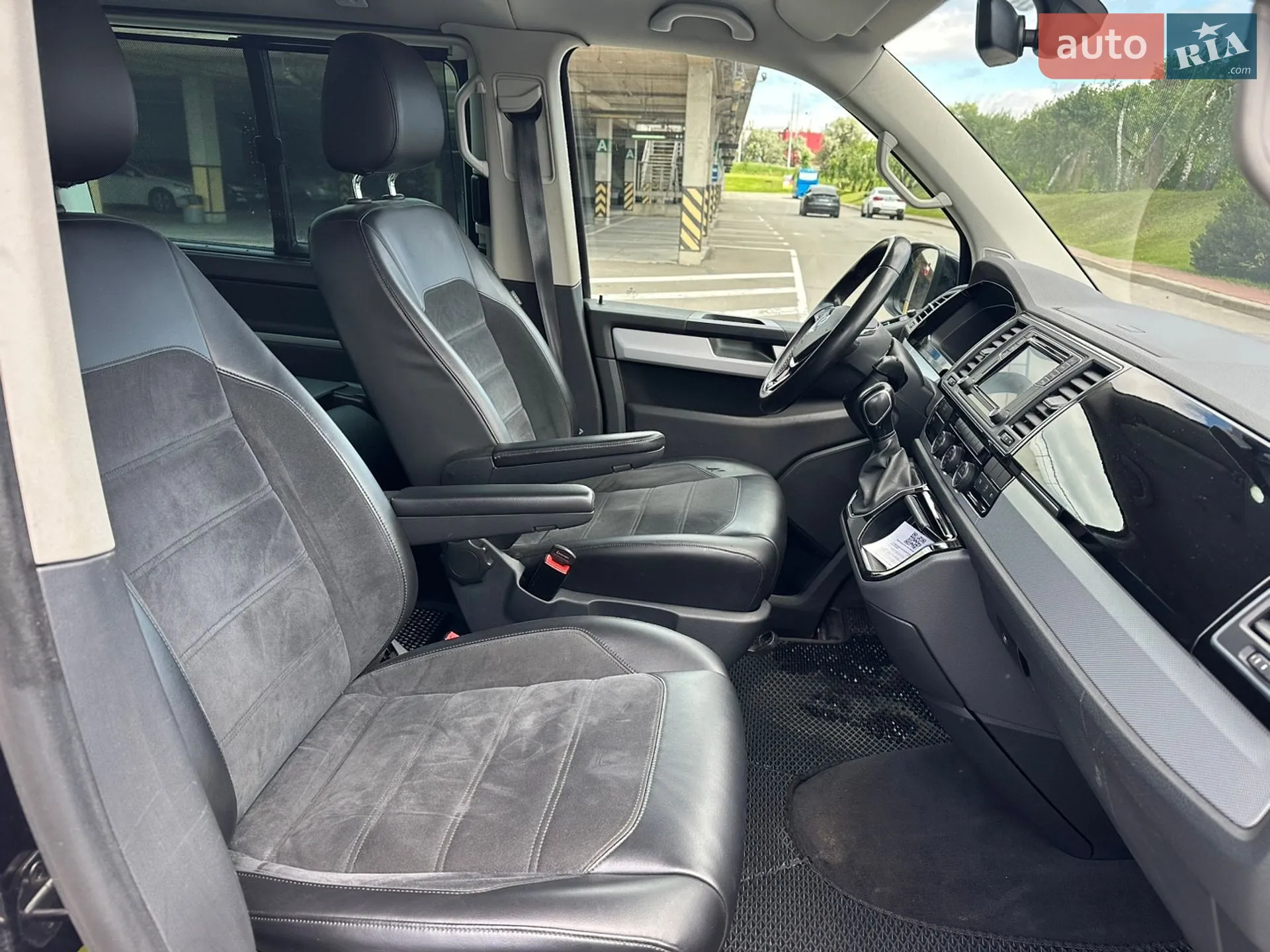 2018 Volkswagen Multivan - мініатюра 26