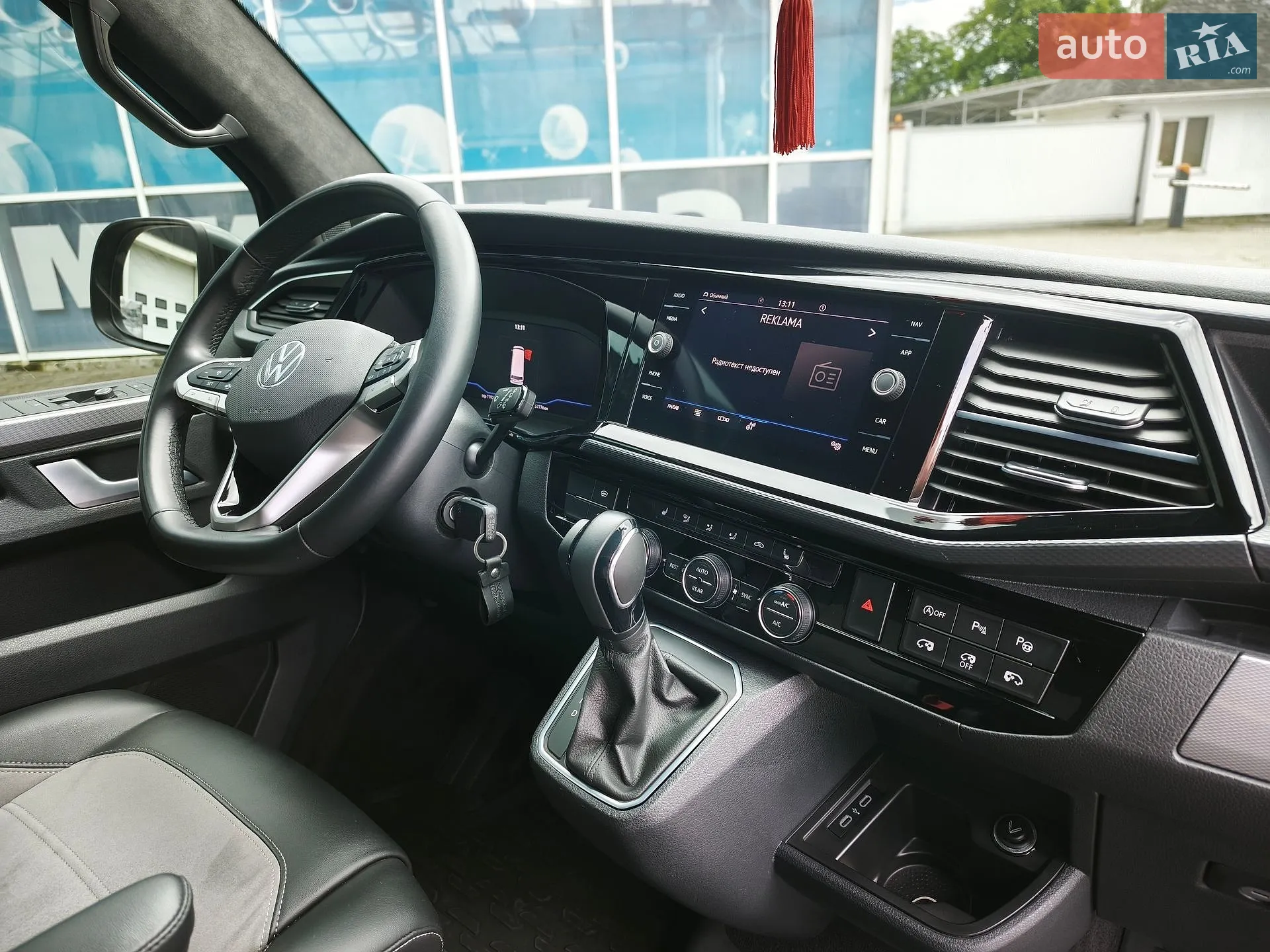 2024 Volkswagen Multivan - мініатюра 24
