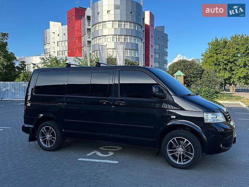 Минивэн Volkswagen Multivan 2008 в Киеве