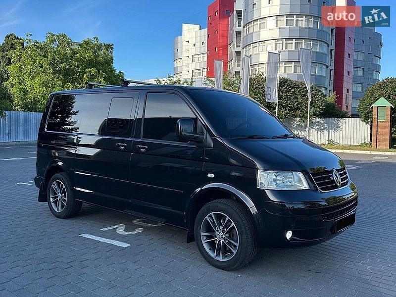 Минивэн Volkswagen Multivan 2008 в Киеве
