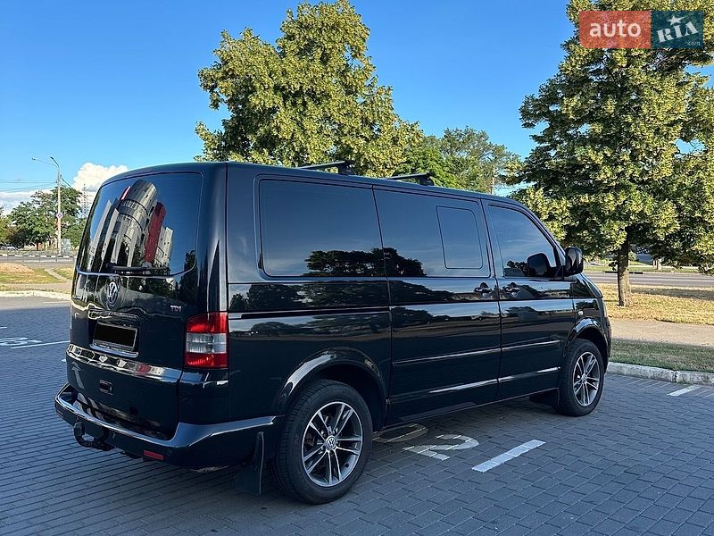 Минивэн Volkswagen Multivan 2008 в Киеве