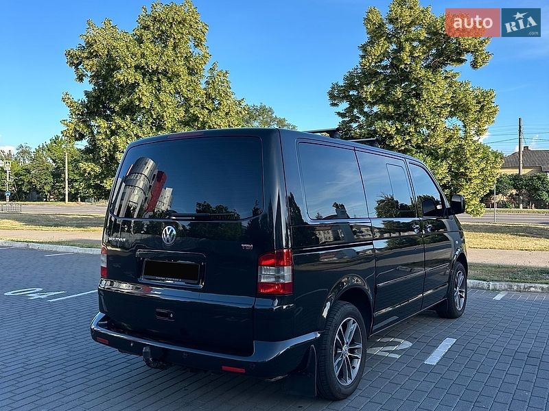 Минивэн Volkswagen Multivan 2008 в Киеве