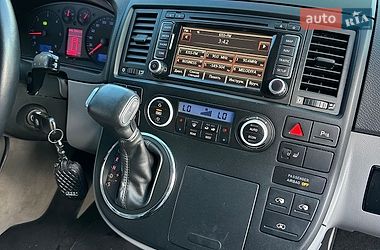 Минивэн Volkswagen Multivan 2008 в Киеве