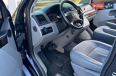 Минивэн Volkswagen Multivan 2008 в Киеве
