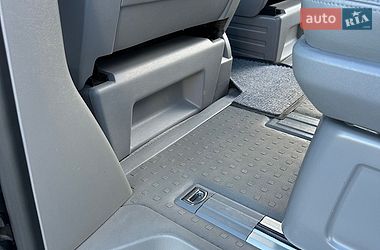 Минивэн Volkswagen Multivan 2008 в Киеве