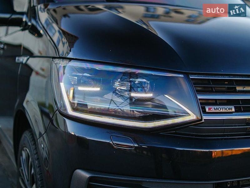 Минивэн Volkswagen Multivan 2016 в Львове