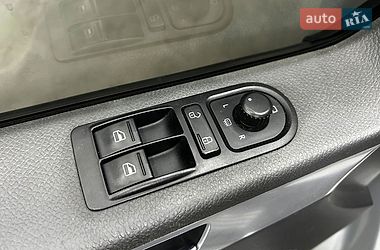 Минивэн Volkswagen Multivan 2014 в Черновцах
