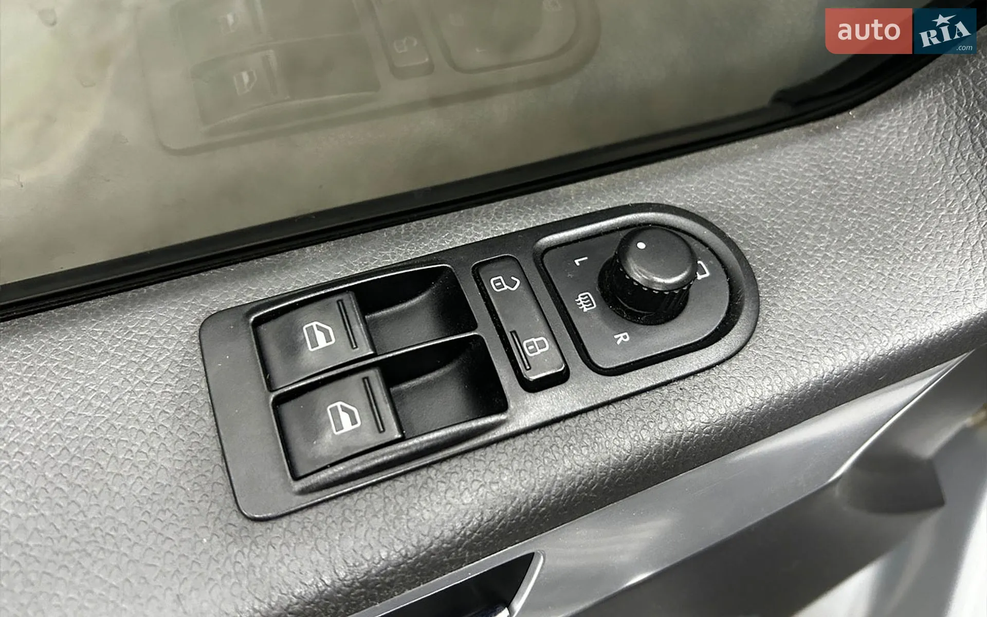 2014 Volkswagen Multivan - мініатюра 16