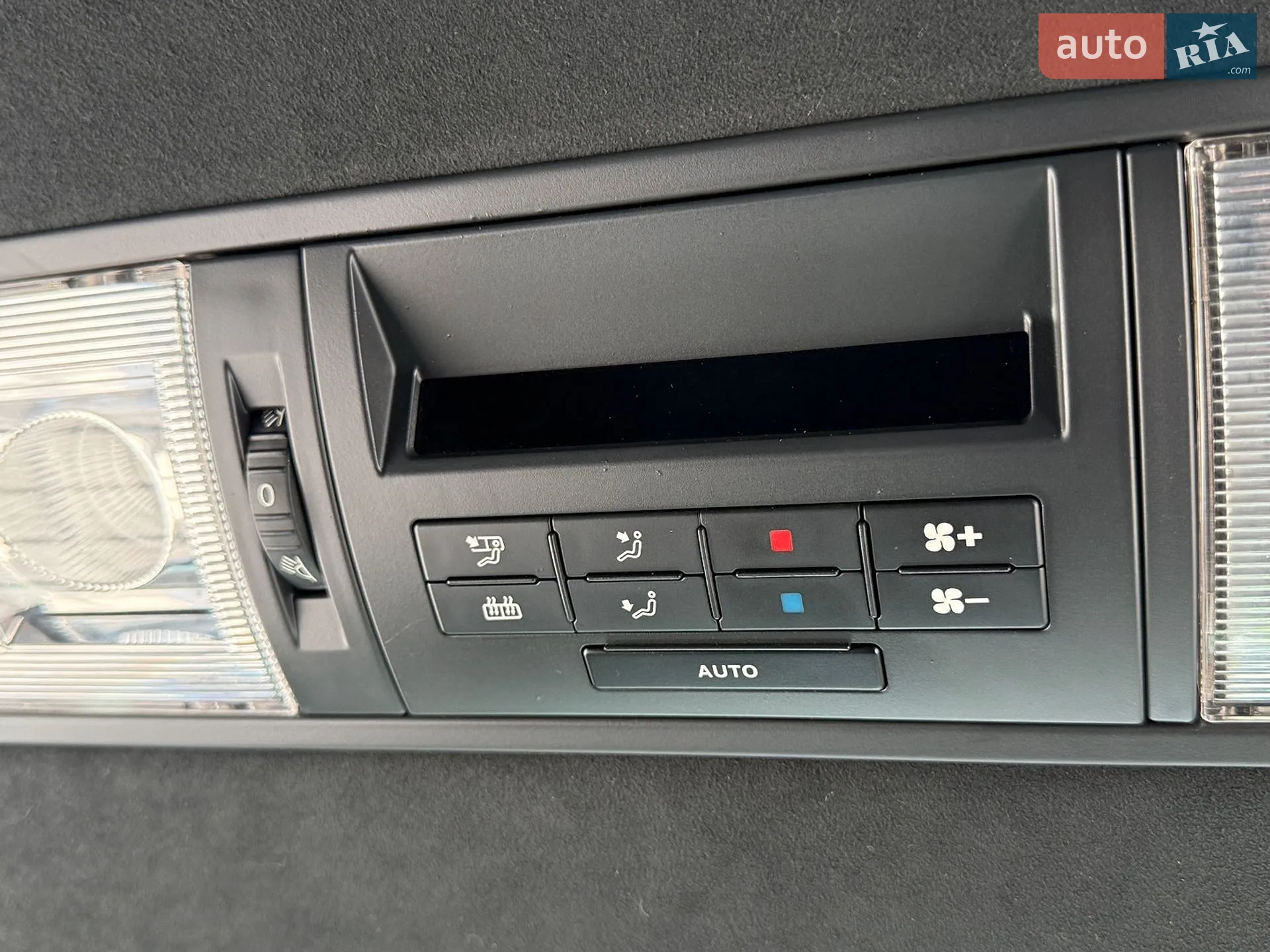 2016 Volkswagen Multivan - мініатюра 21