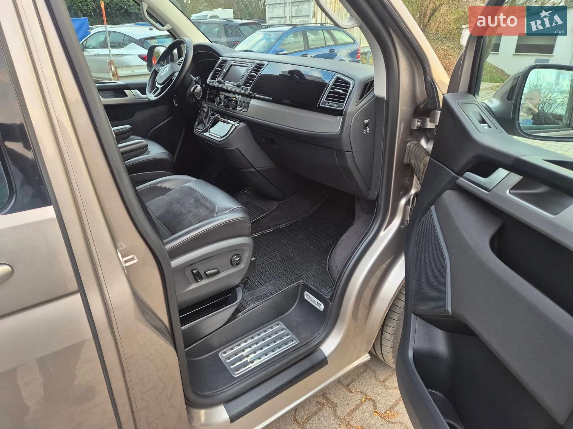 2015 Volkswagen Multivan - мініатюра 24