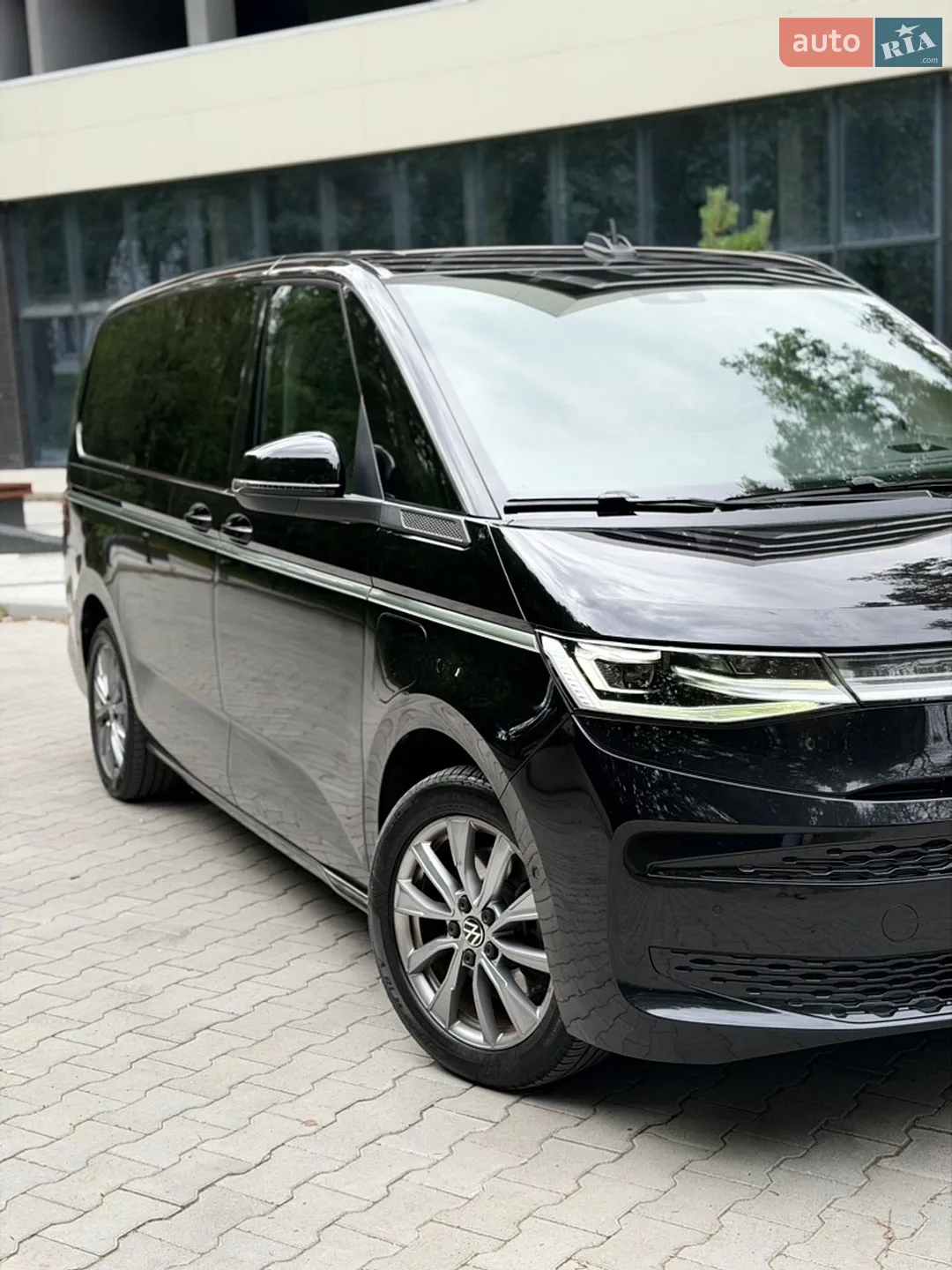 2022 Volkswagen Multivan - мініатюра 13