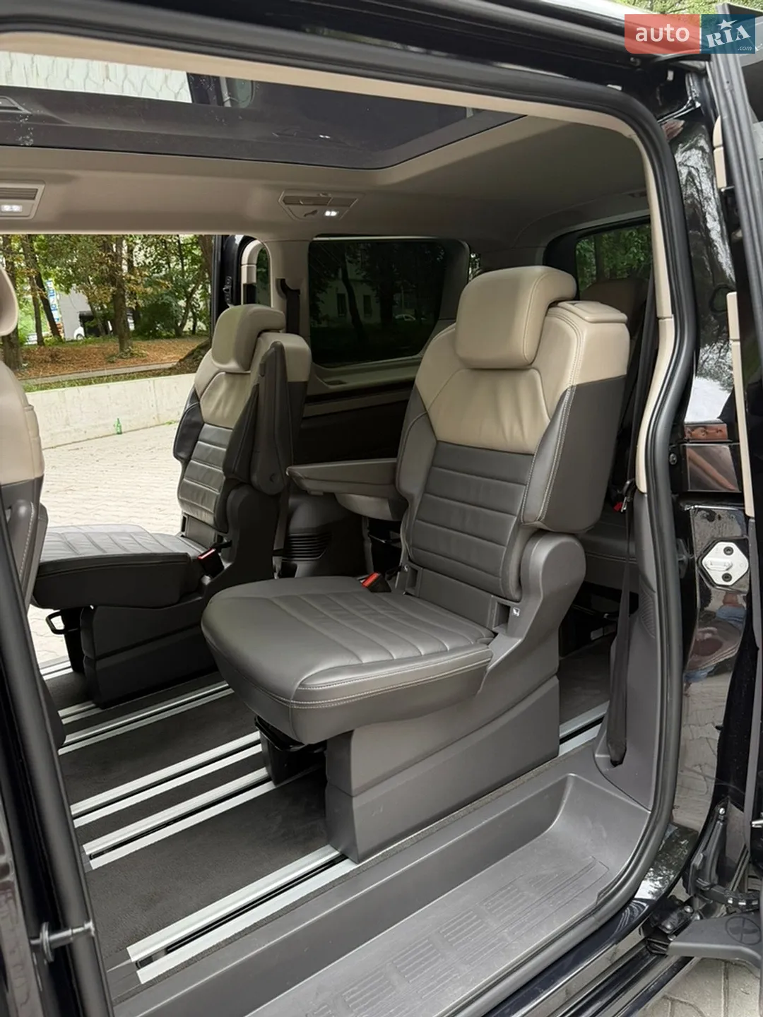 2022 Volkswagen Multivan - мініатюра 39
