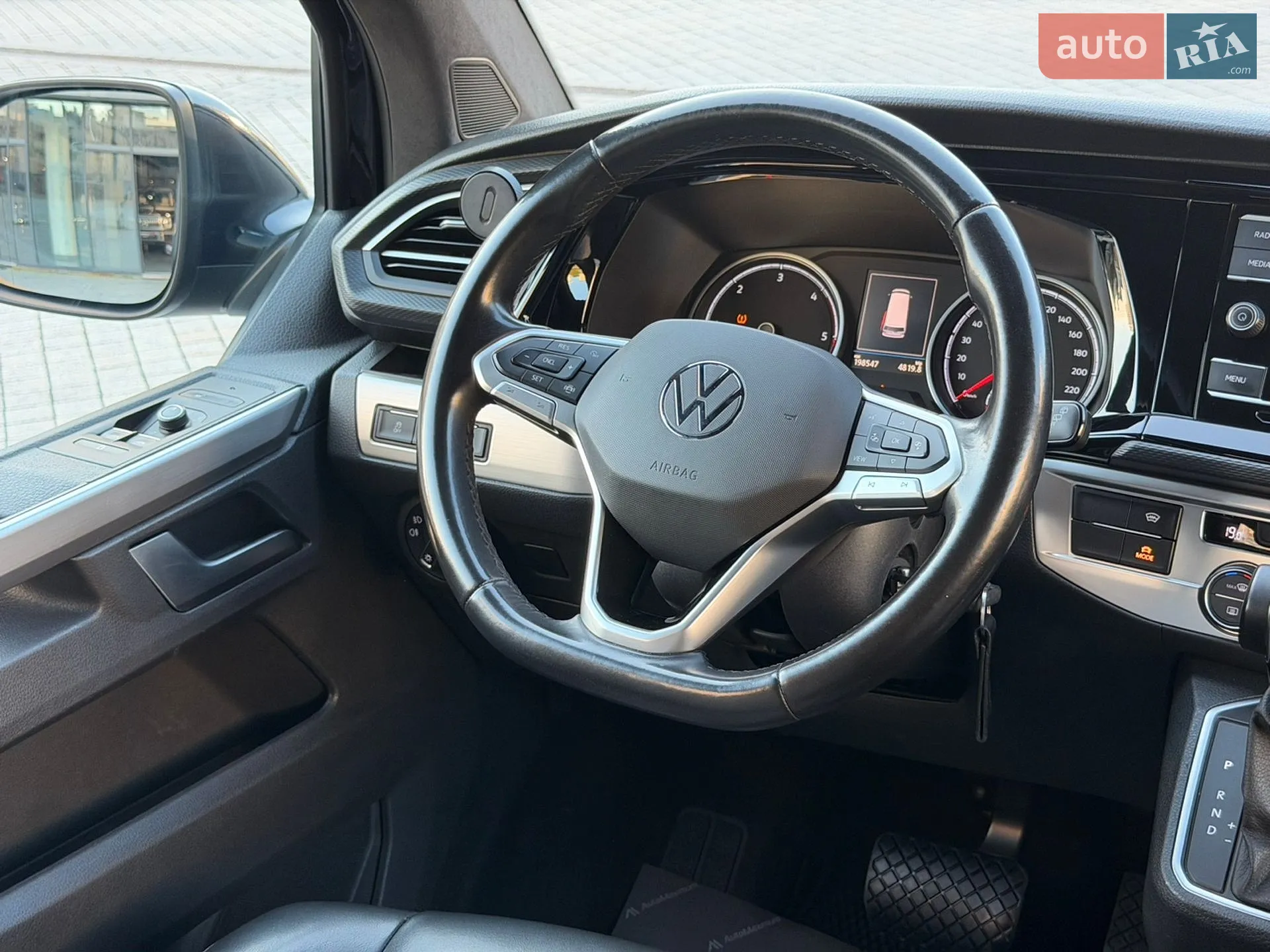 2020 Volkswagen Multivan - мініатюра 16