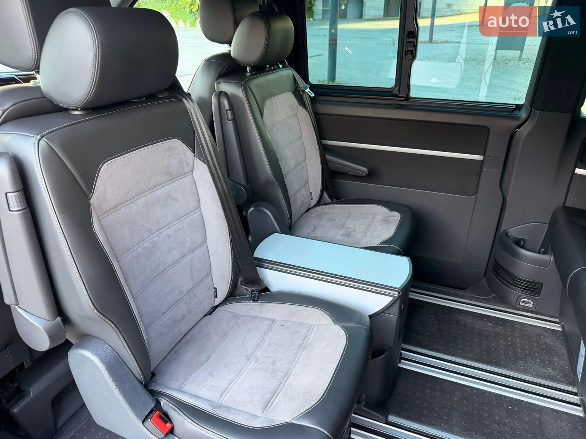2020 Volkswagen Multivan - мініатюра 20