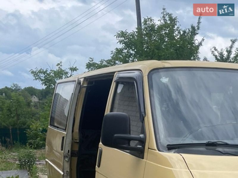 Минивэн Volkswagen Multivan 1995 в Трускавце Минивэн Volkswagen Multivan 1995 в Трускавце