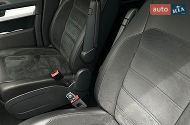 Мінівен Volkswagen Multivan 2016 в Києві фото 12 Мінівен Volkswagen Multivan 2016 в Києві