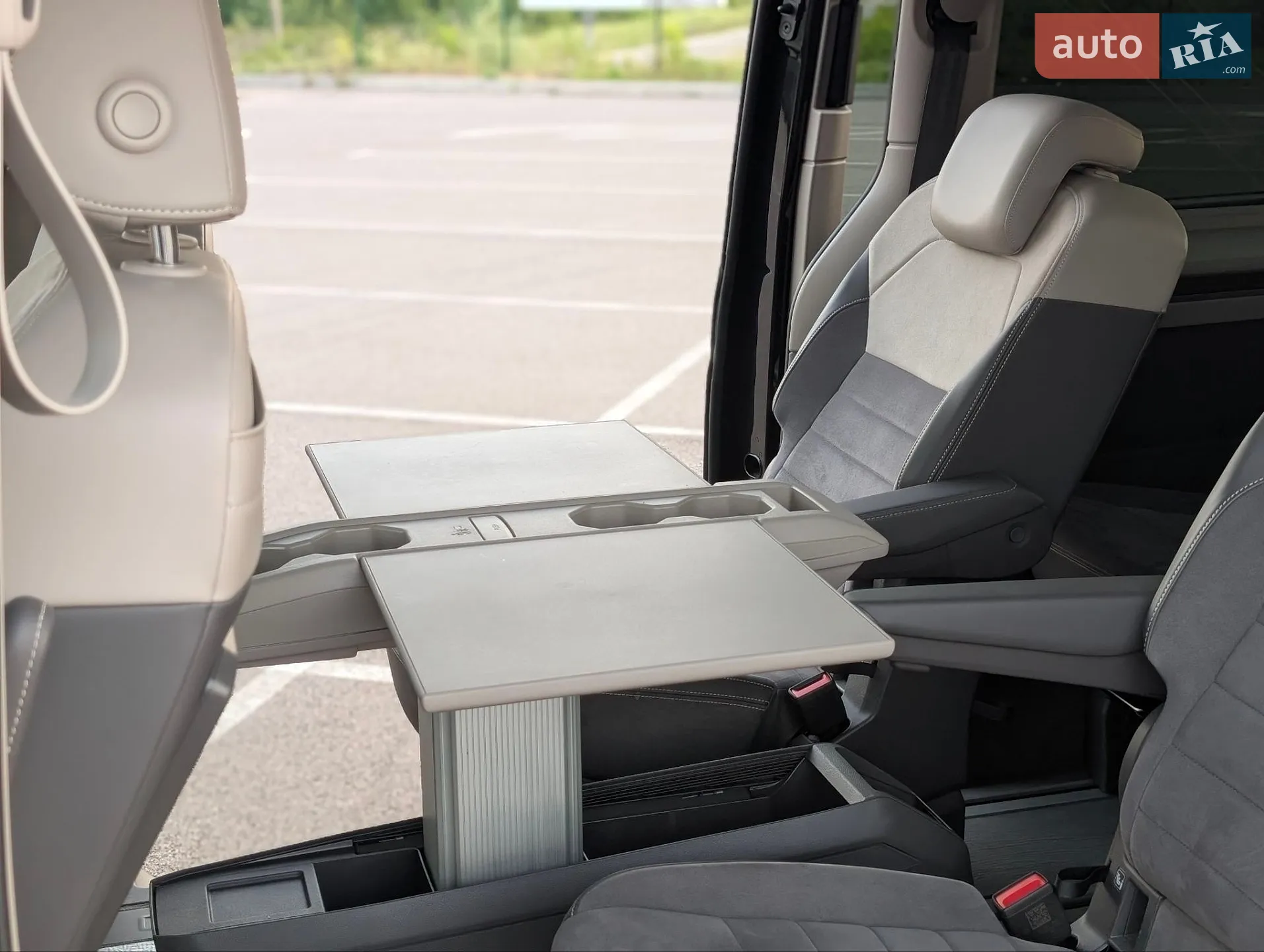 2024 Volkswagen Multivan - мініатюра 25
