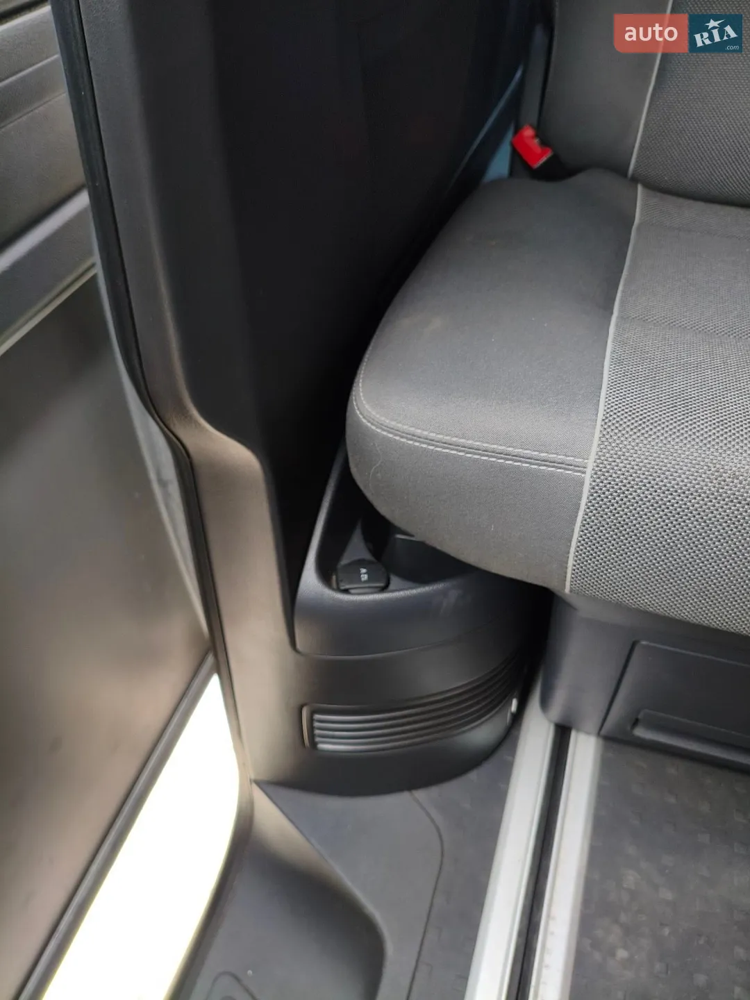 2013 Volkswagen Multivan - мініатюра 18
