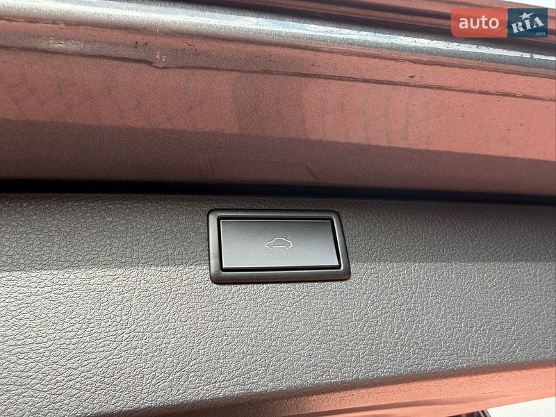 Минивэн Volkswagen Multivan 2019 в Белой Церкви