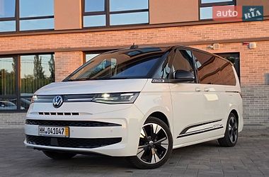 Минивэн Volkswagen Multivan 2024 в Ровно