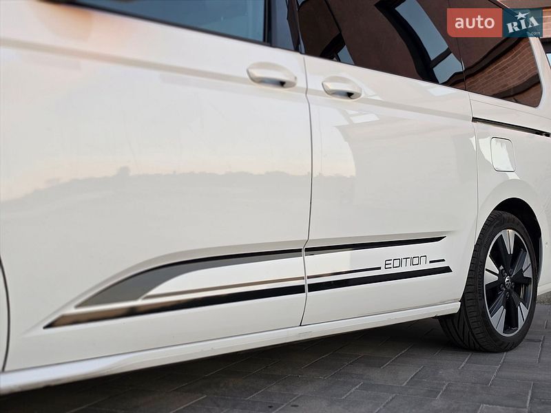 Минивэн Volkswagen Multivan 2024 в Ровно