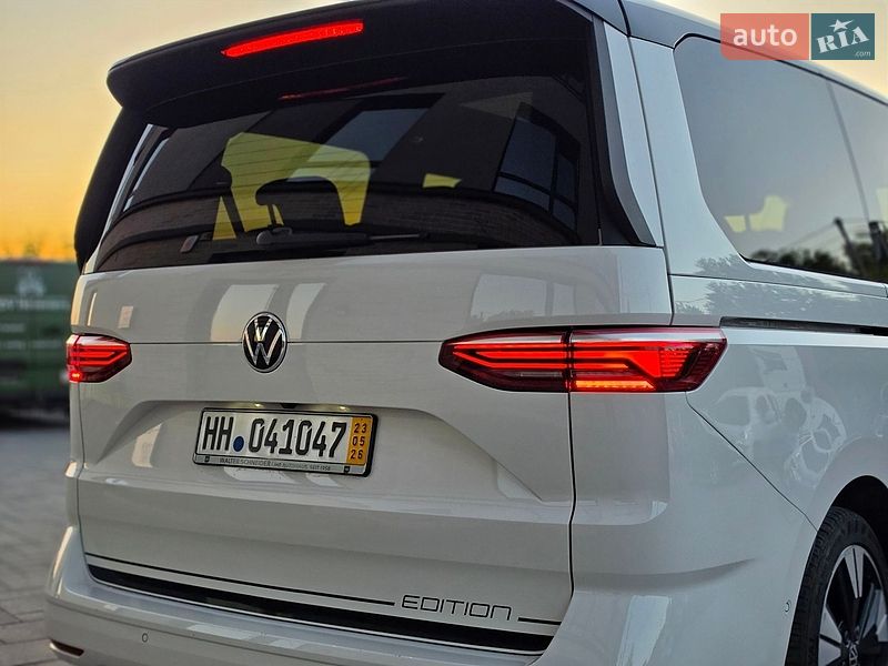 Минивэн Volkswagen Multivan 2024 в Ровно