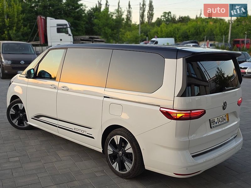 Минивэн Volkswagen Multivan 2024 в Ровно