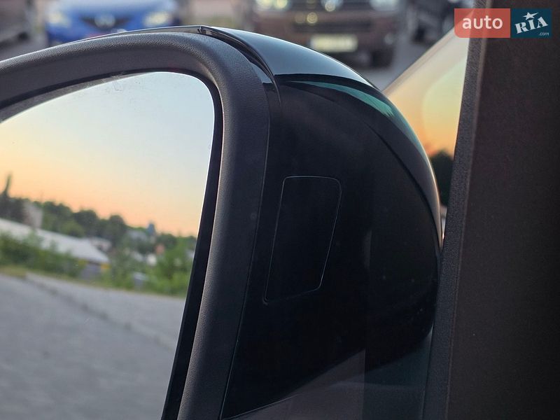 Минивэн Volkswagen Multivan 2024 в Ровно