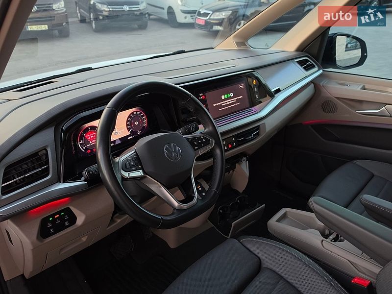 Минивэн Volkswagen Multivan 2024 в Ровно