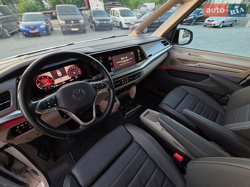Минивэн Volkswagen Multivan 2024 в Ровно