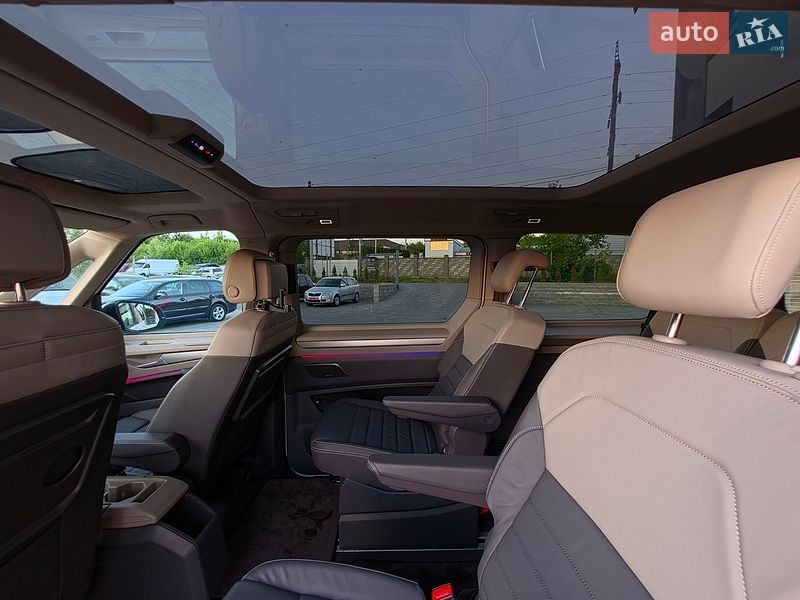 Минивэн Volkswagen Multivan 2024 в Ровно
