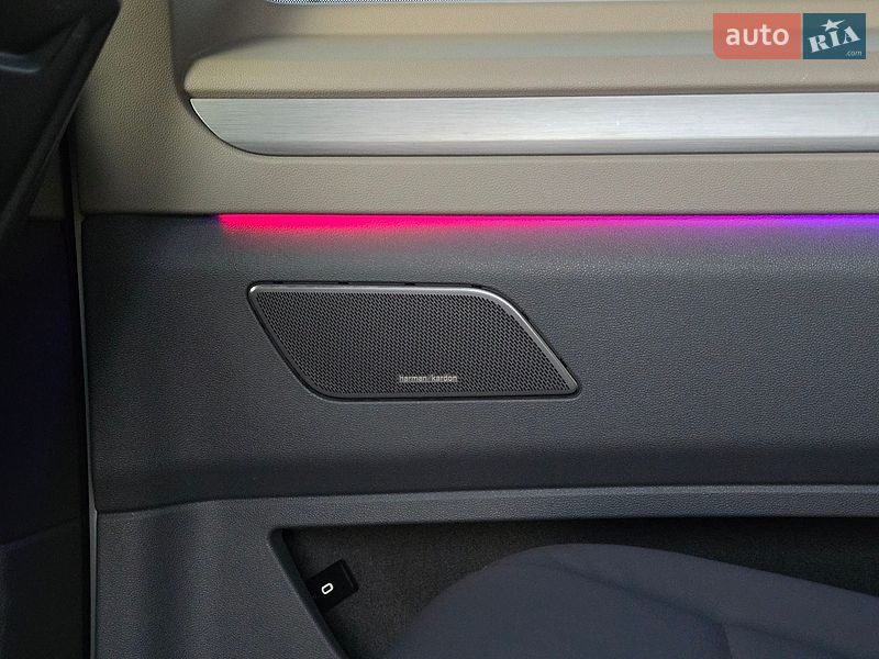 Минивэн Volkswagen Multivan 2024 в Ровно